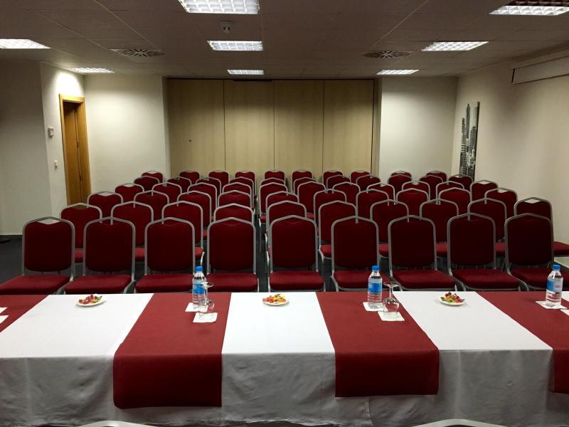 B&B Hotel Madrid Pinar De Las Rozas Eksteriør billede